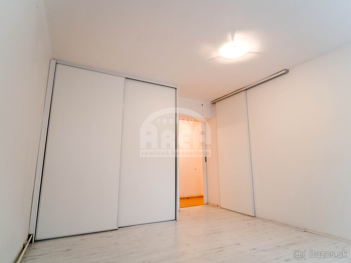 Tehlový 3- izbový byt s pozemkom na ulici S. Chalupku v Mi - 3