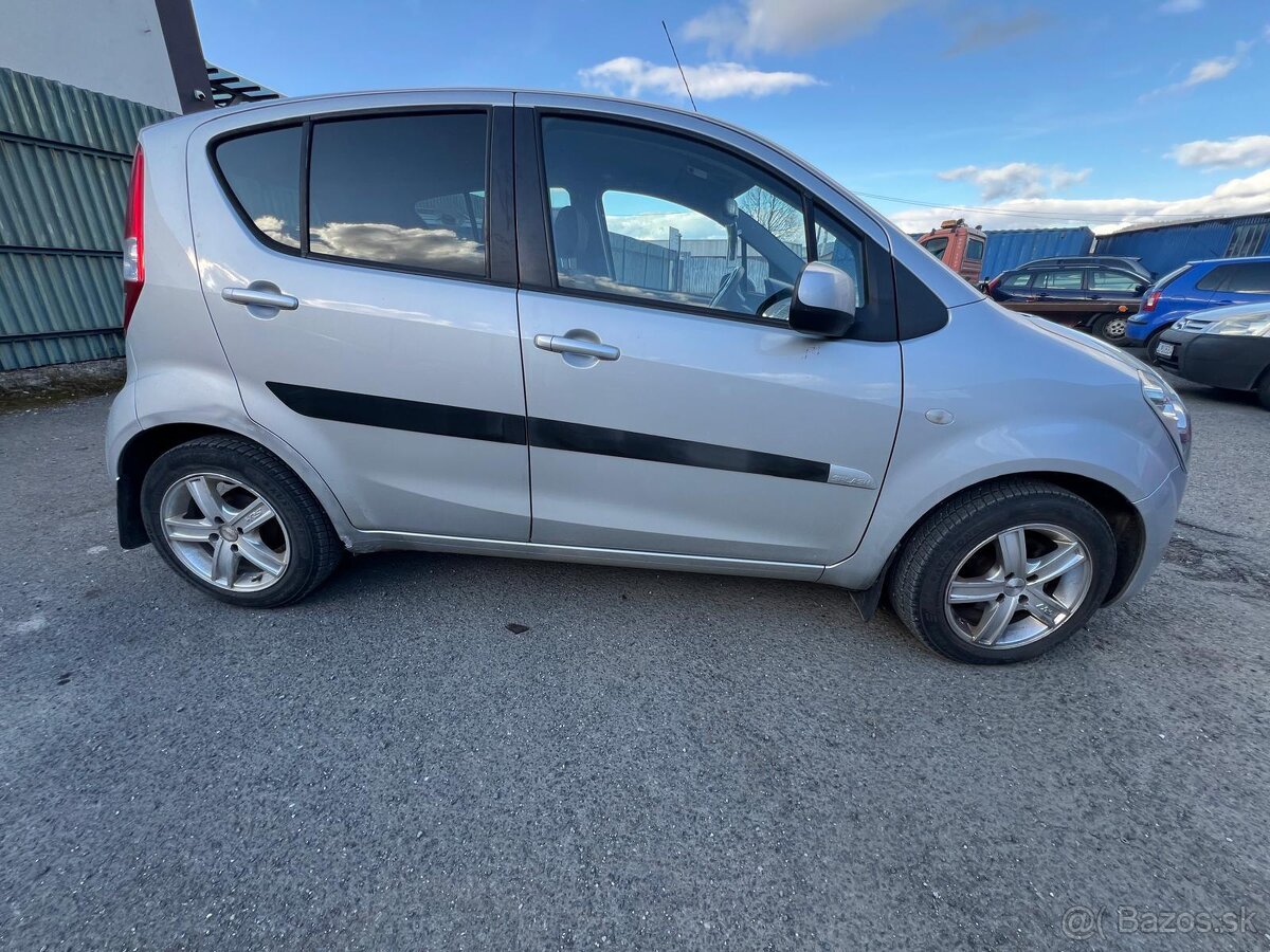 Suzuki splash 1.3 benzín nová stk - 3