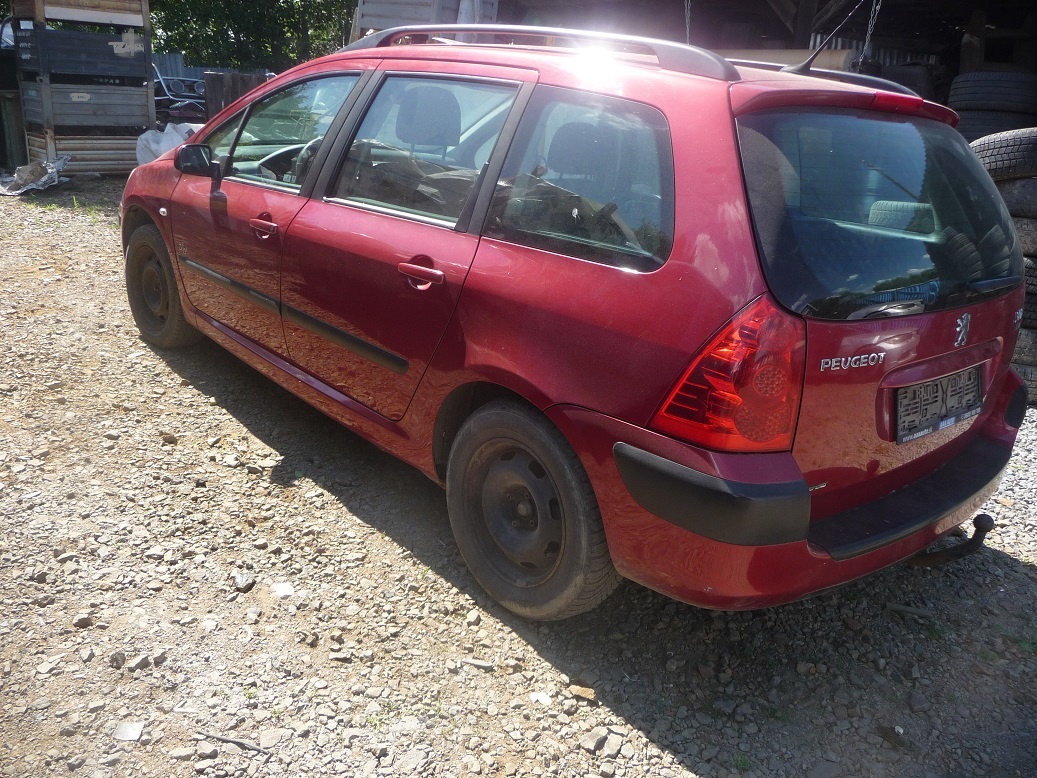 Peugeot 307..............nahradne diely - 3