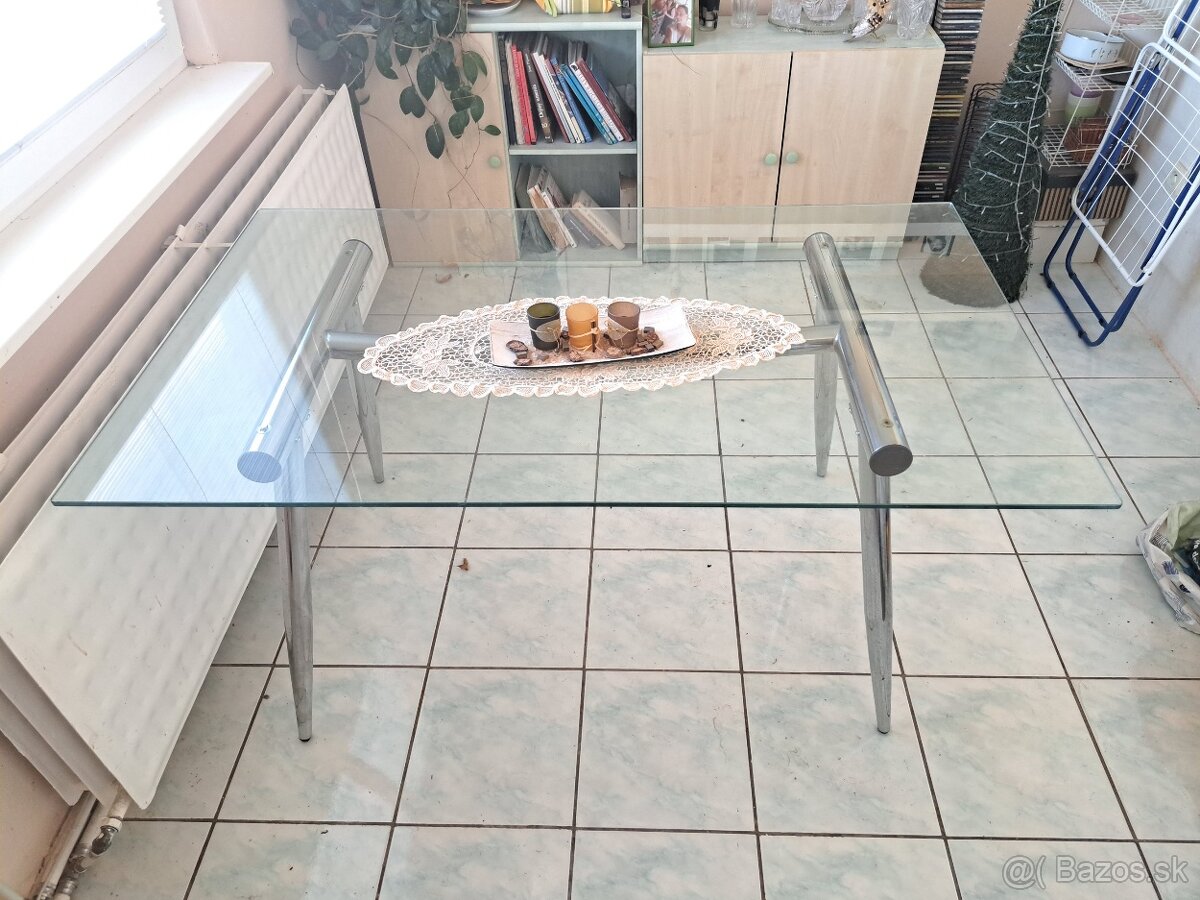 Jedálenský stôl - 3