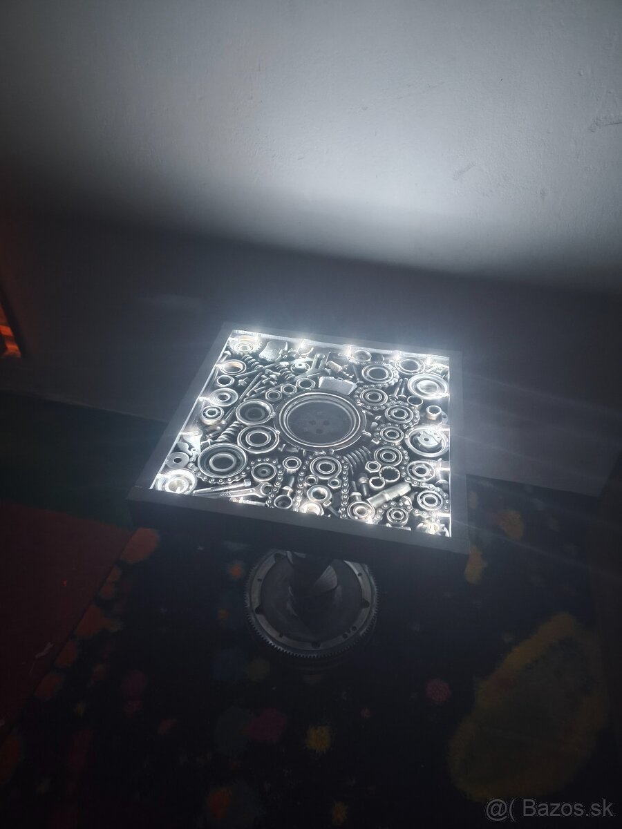 Konferenčný stolík - 3