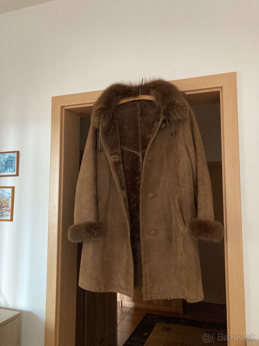 Dámsky kožuch s kapucňou slovenský - 3