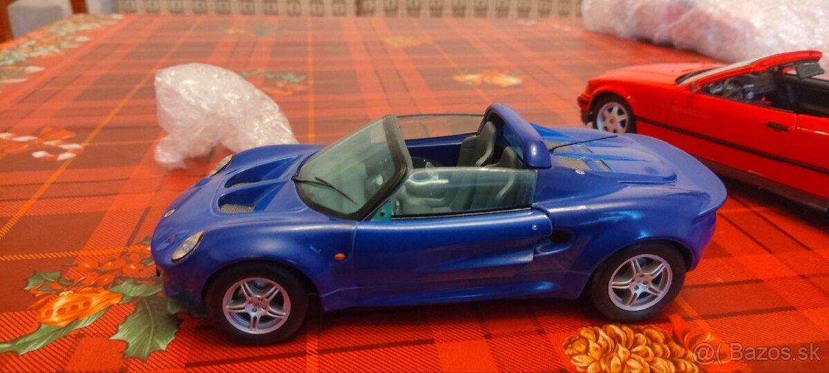 Lotus bmw corvette 1:18 - 3