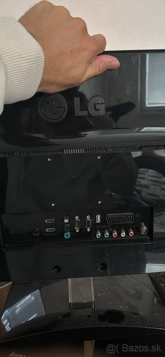 Monitor/TV LG - 3