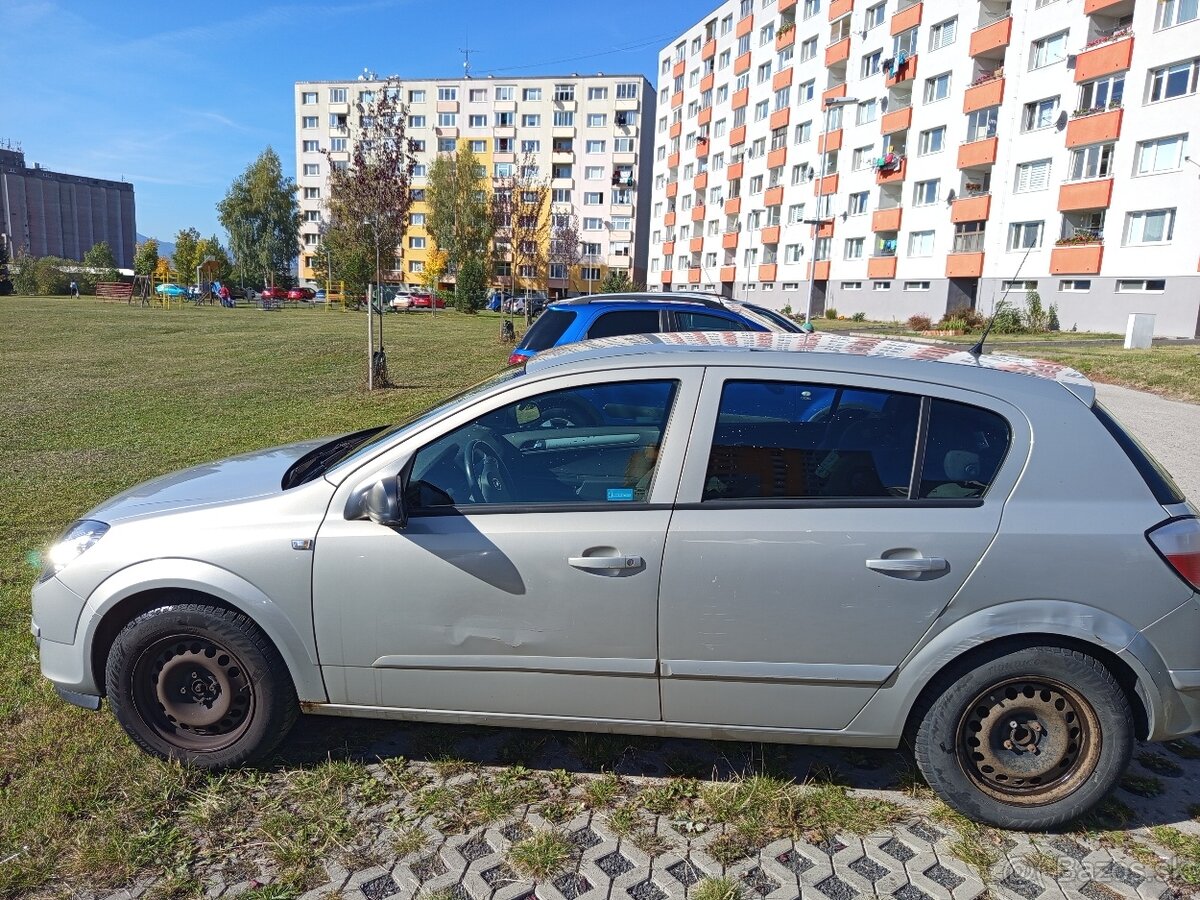 Opel Astra - 3