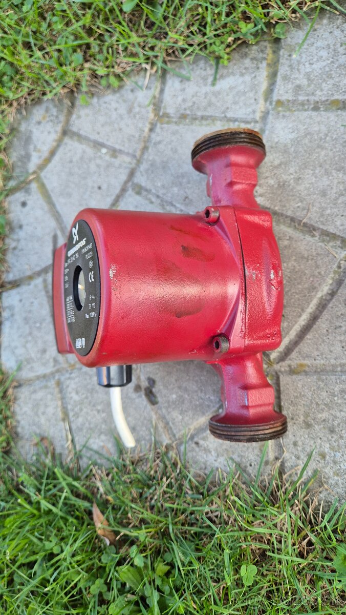 Obehové čerpadlo Grundfos UPS 25-60 180 - 3