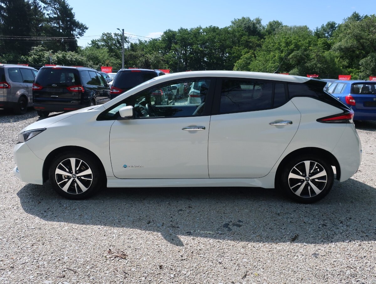 Nissan Leaf r.2019 90kW, odpočet DPH, cena len 11.999€ + DPH - 3