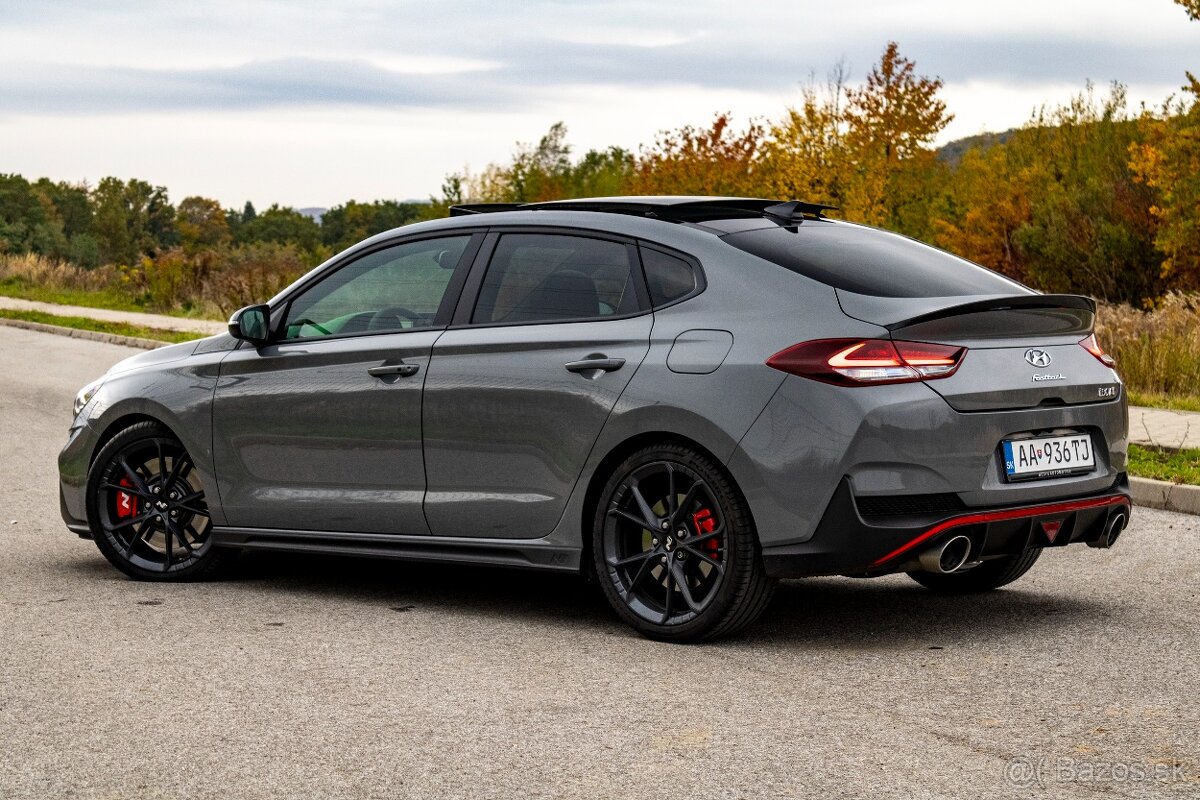 Hyundai i30N Fastback Performance 2,0 T-GDi 8AT (v záruke) - 3