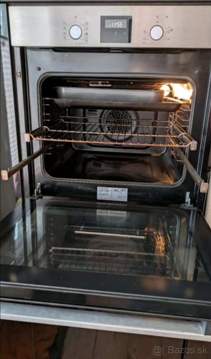 Moderní černá lesklá linka se spotřebiči,5804 - 3