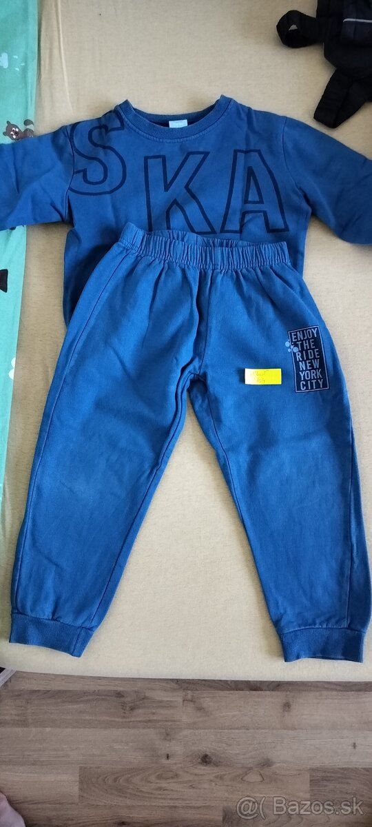 Rôzne detské oblečenie - najmä mikiny a svetre - 3