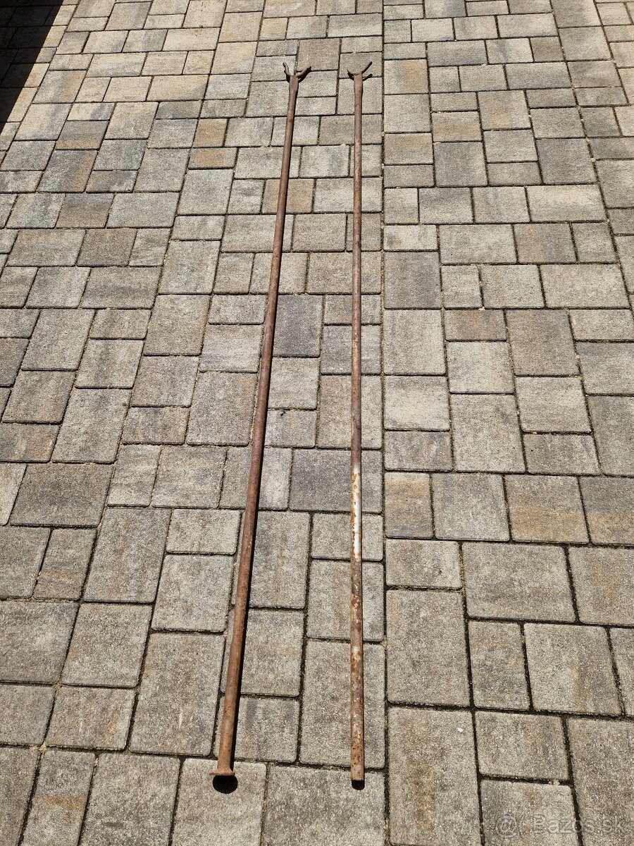 Železné stojky, podpery - 3