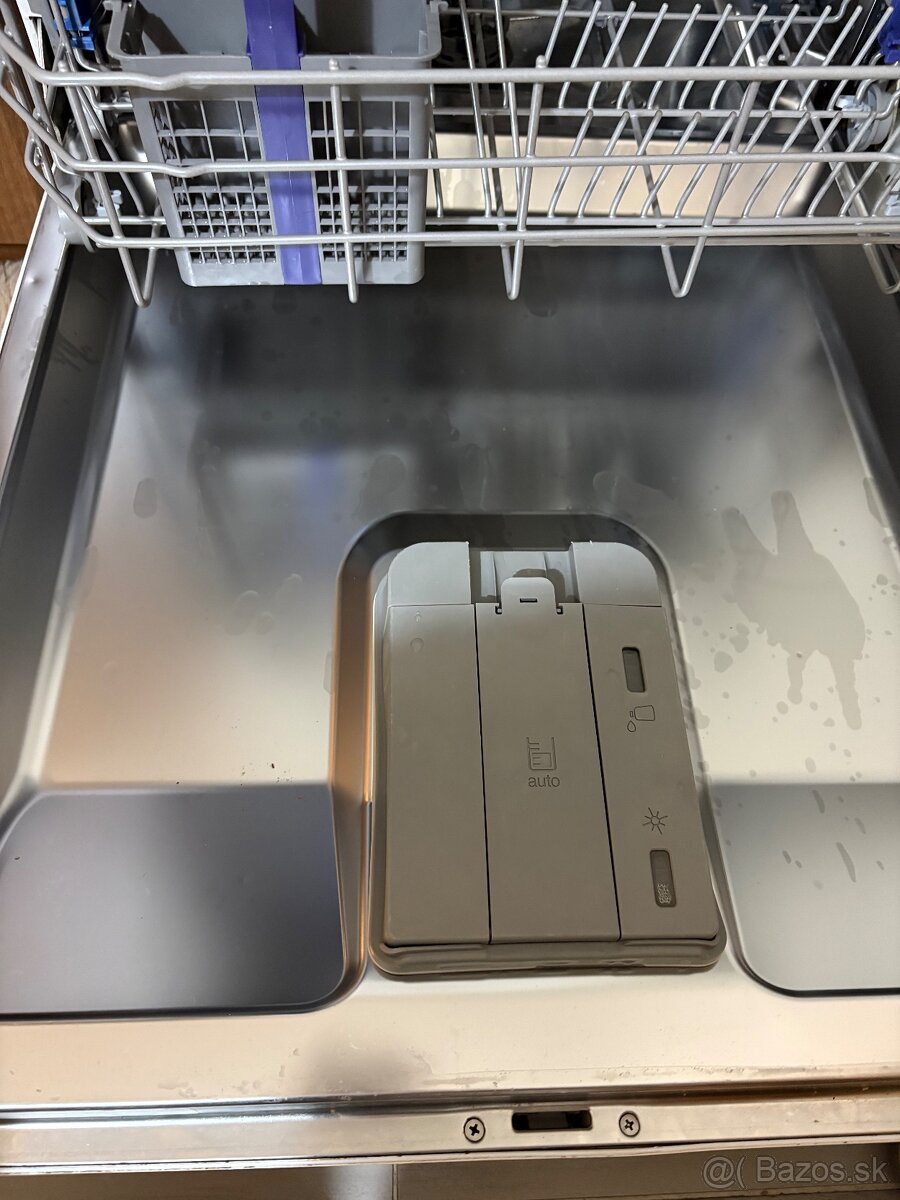 Predám umývačku riadu Beko - 3