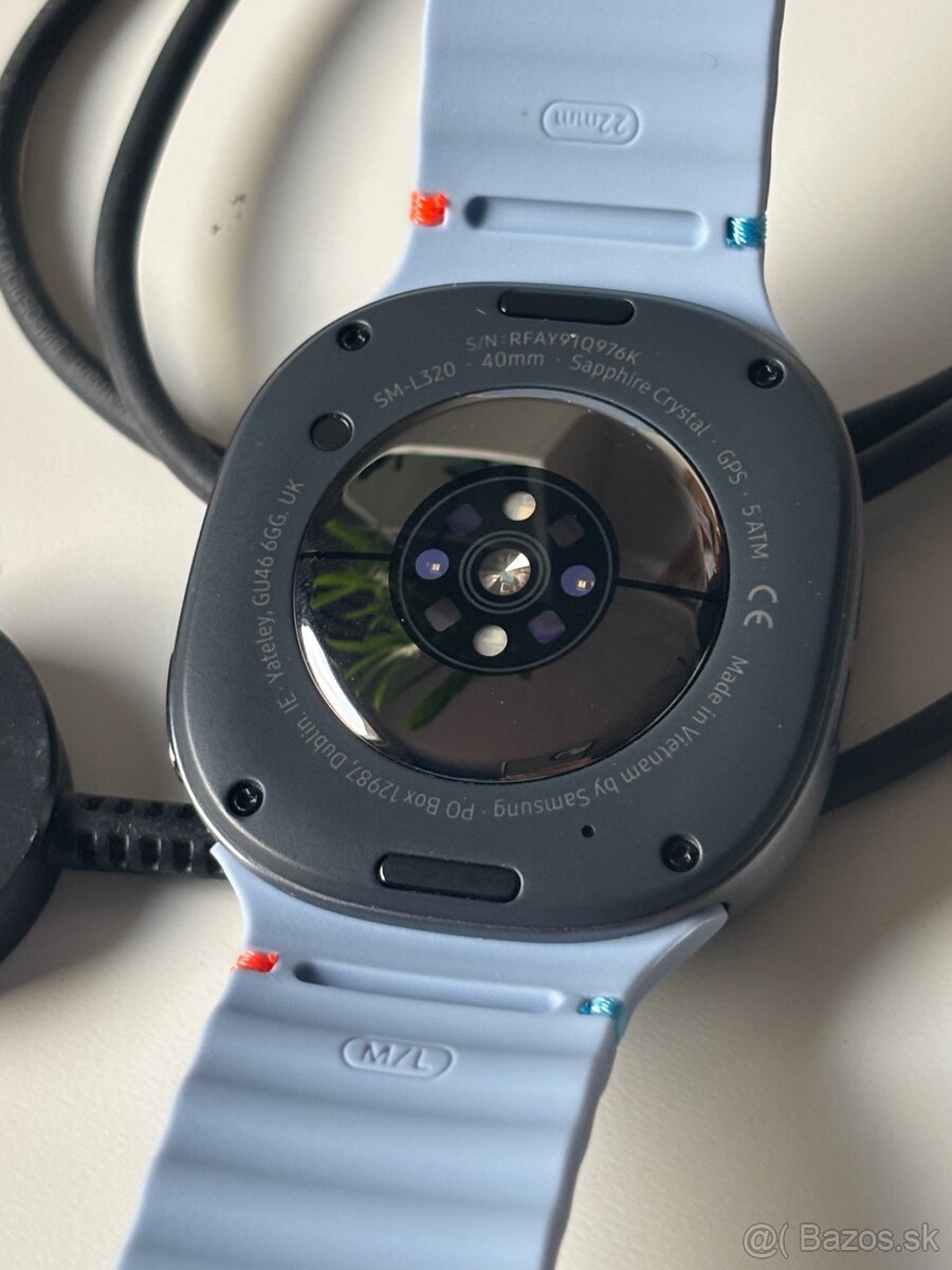 Samsung Galaxy Watch 8 40mm, Blue & Silver - 3