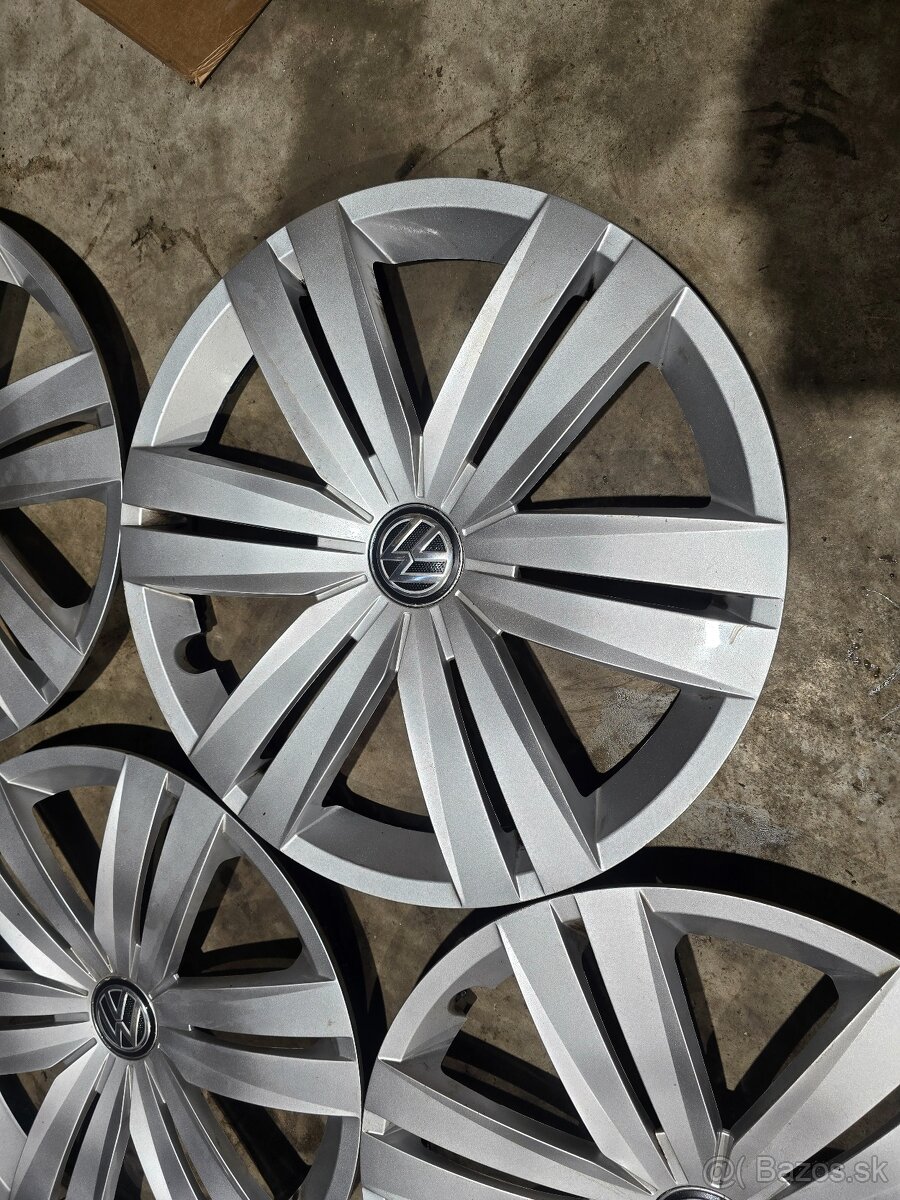 Puklice Volkswagen 16" - 3