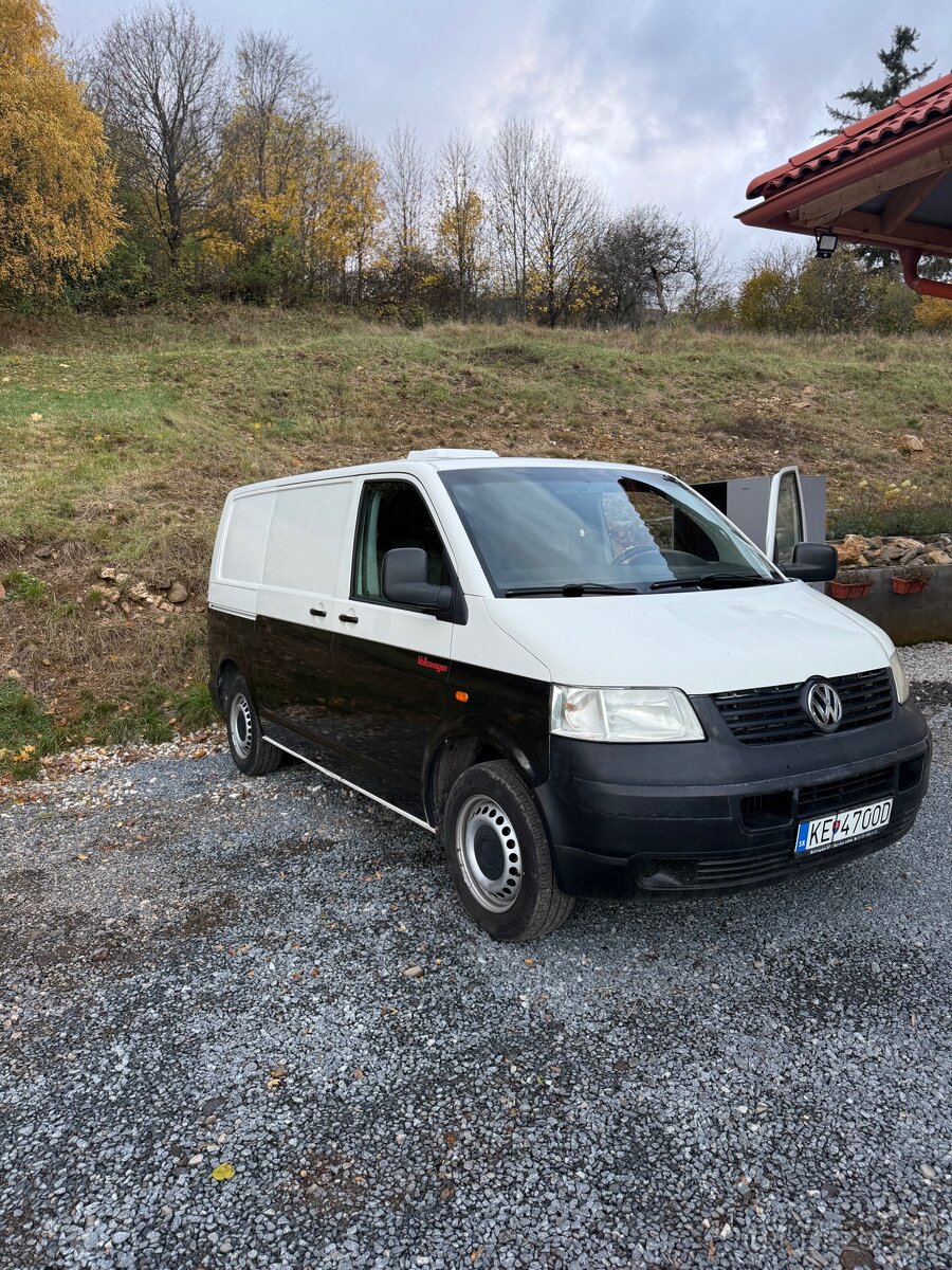 Predám VW T5 Transporter / Camper - 3