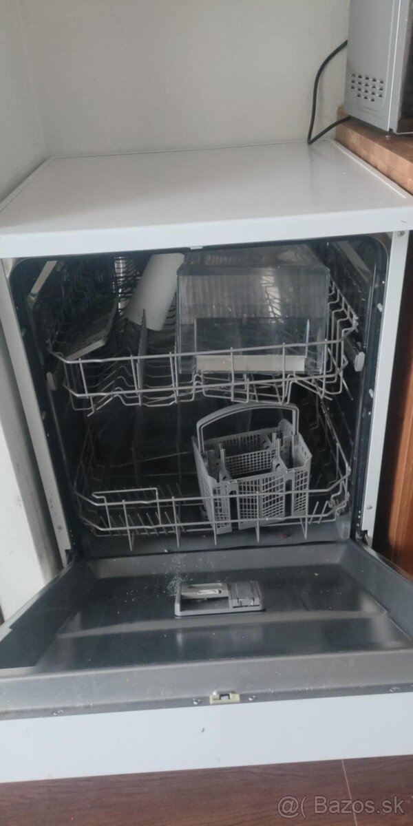 Umývačka riadu ETA - 3