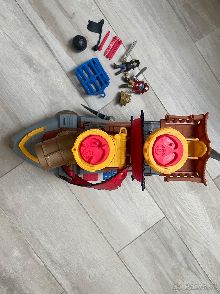 Pirátska loď žralok - 3