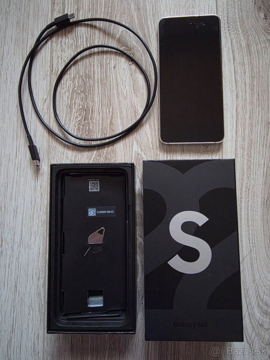 Samsung Galaxy S22 128GB - 3