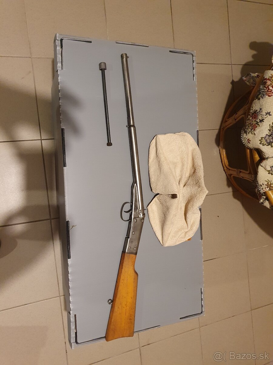 Vzduchovka Slavia 608 - 3