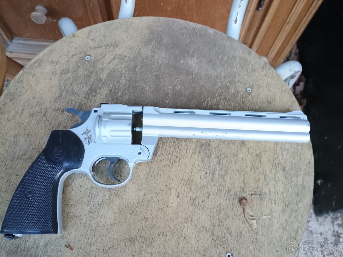 Predám pištoľ CO2 - 3