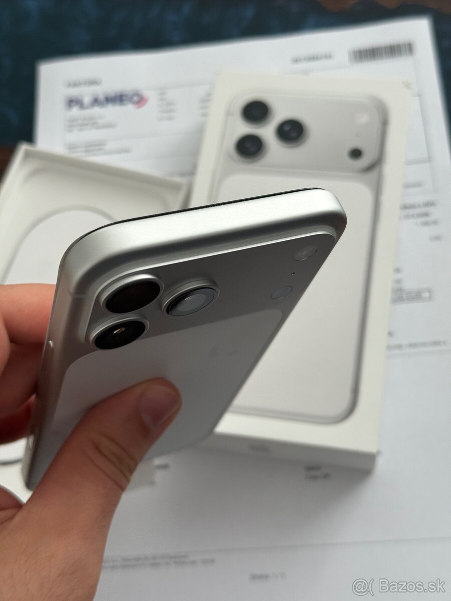 iPhone 17 Pro Max 256gb 2r zaruka planeo - 3