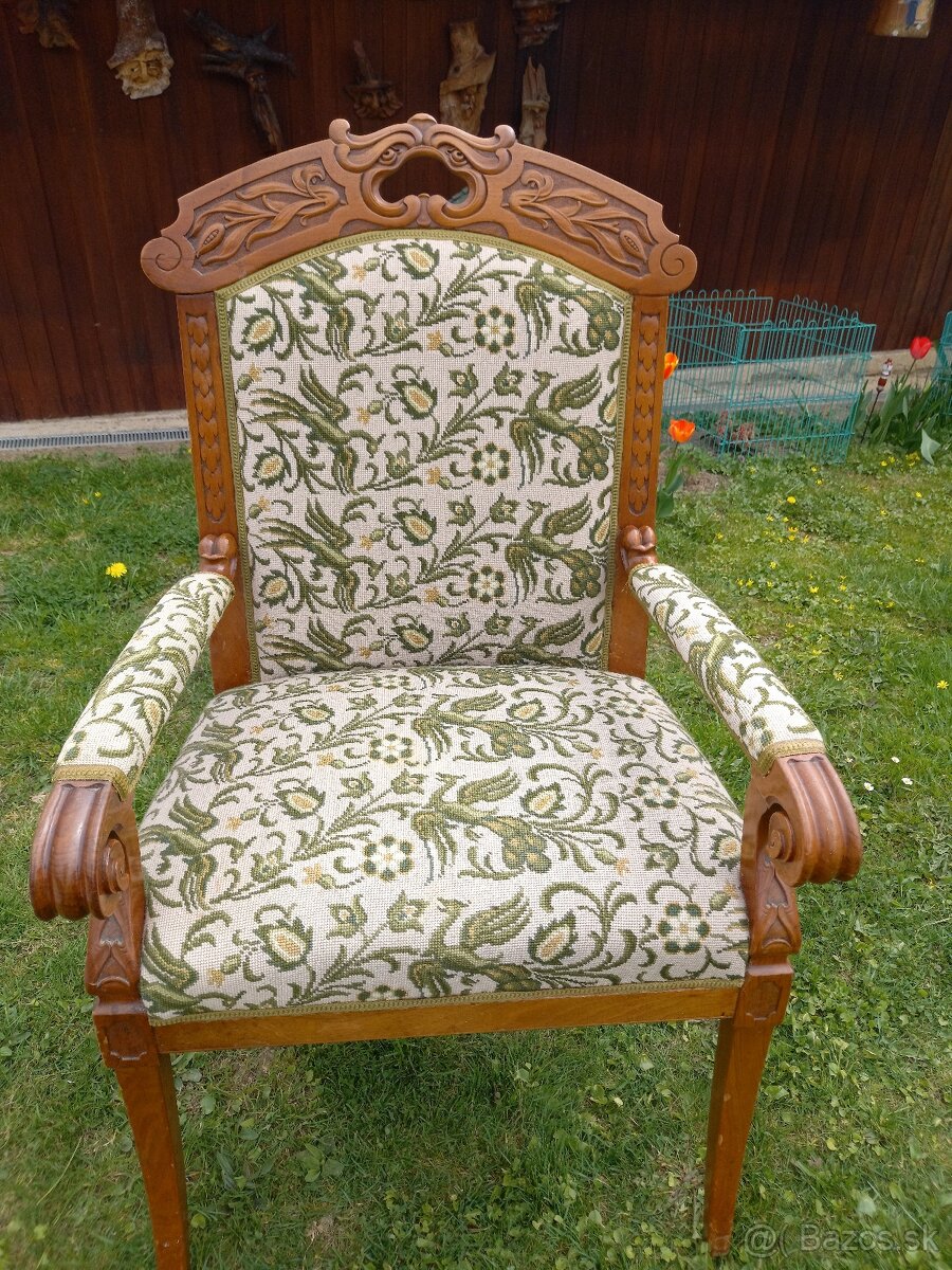 Starožitné kreslo - 3