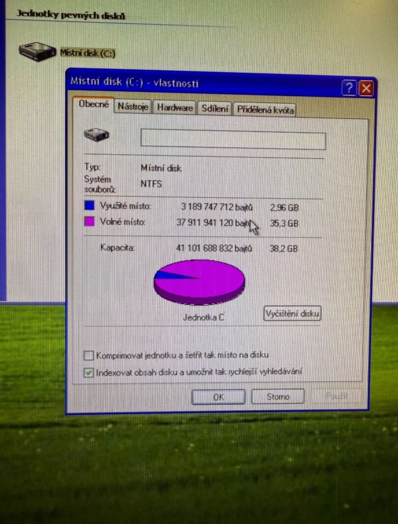 Stolový počítač s Windows XP – ideálny pre staršie programy - 3
