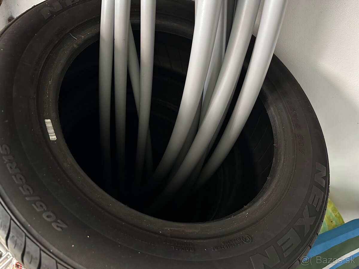 4x Nexen NBLUE HD PLUS 205/55 R15 88V - letné pneumatiky - 3