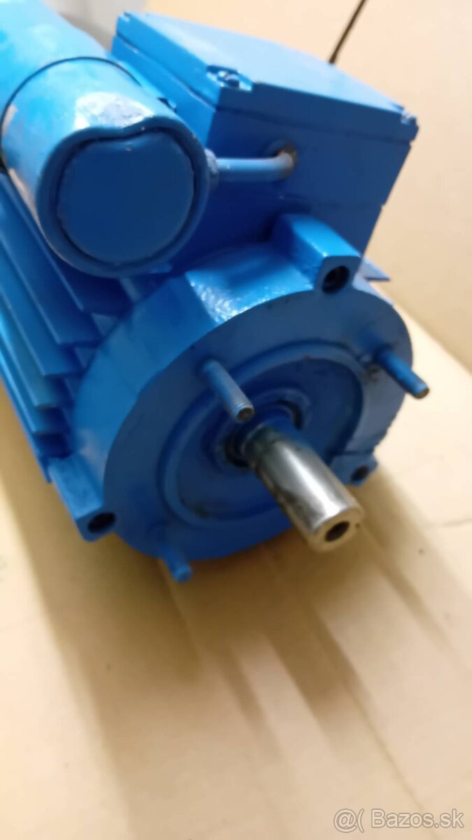 Elektrický motor MEZ Mohelnice 0.75kW - 3