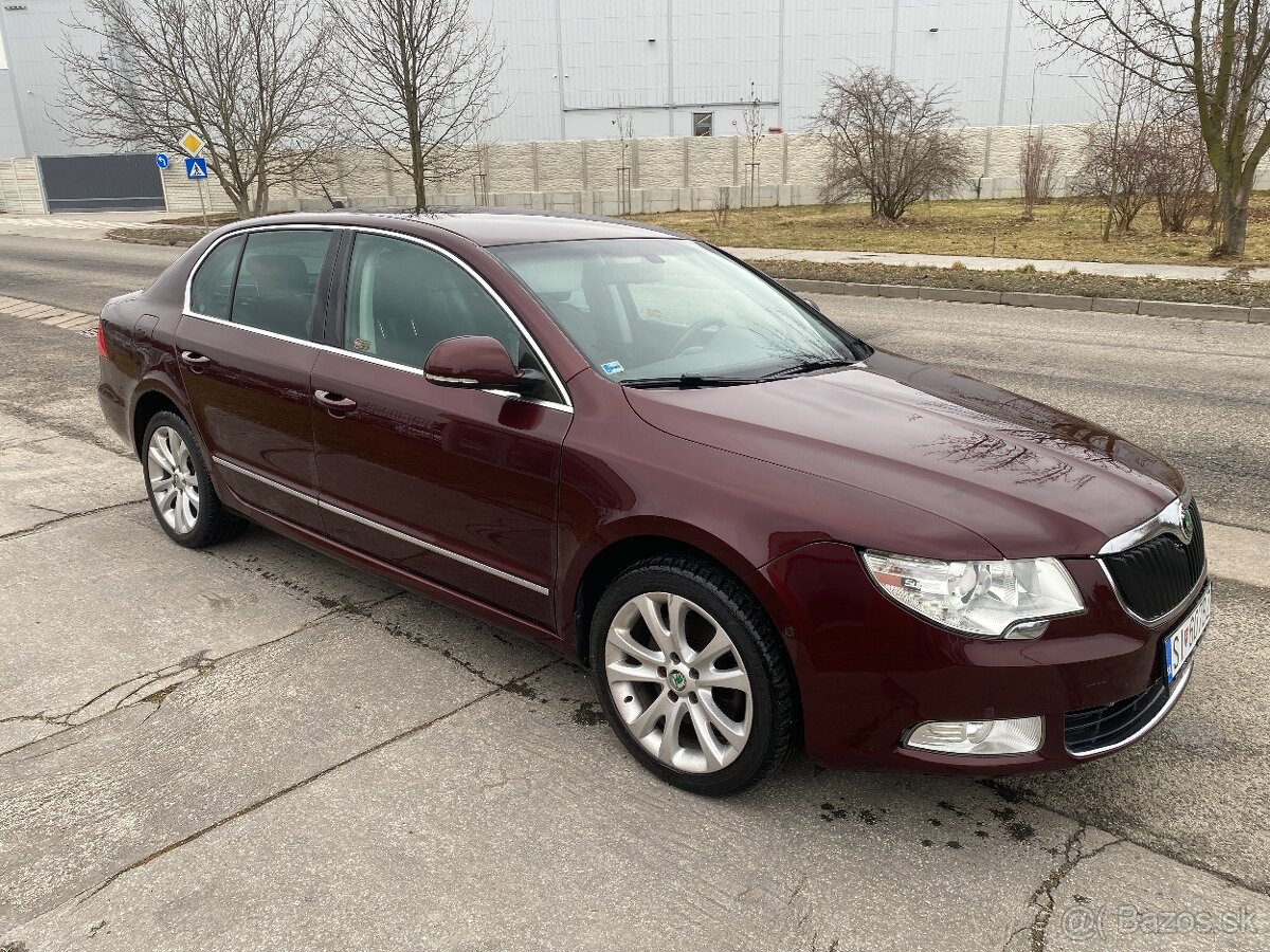 Škoda Superb 2.0 TDI PD Elegance DSG - 3