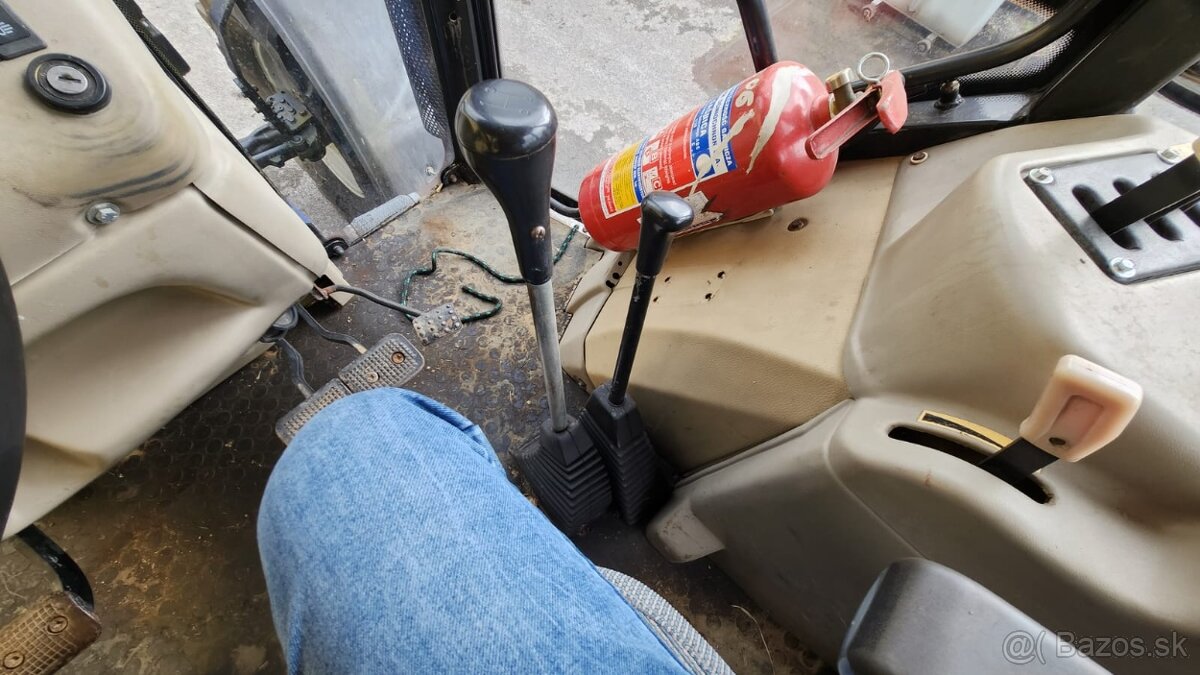 Traktor FARMTRAC 7110DT 150mth - 3