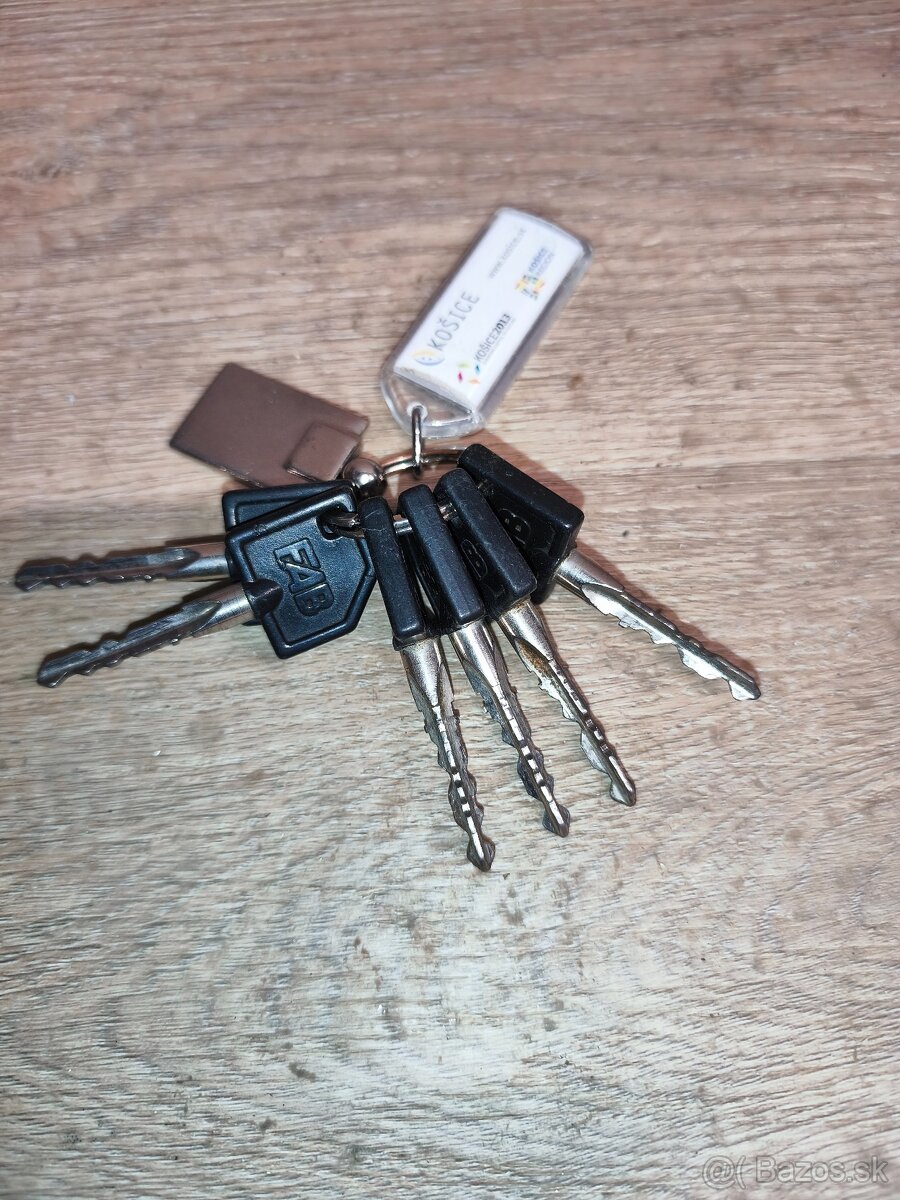 Bezpecnostny zamok - 3