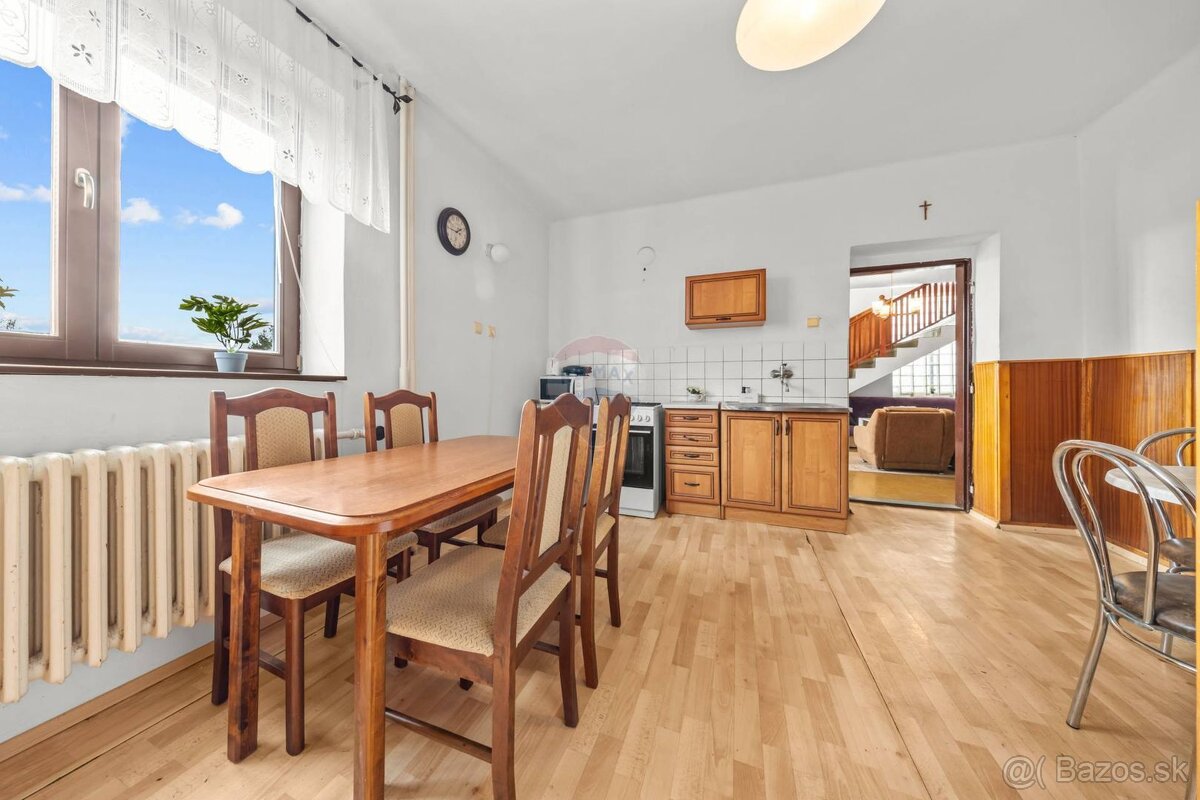 Realitná kancelária REMAX ponúka na predaj 6 izbový dom s kr - 3