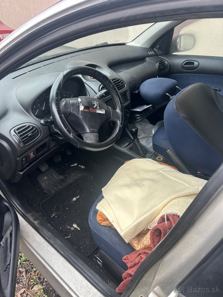 Peugeot 206 1.4 benzin - 3