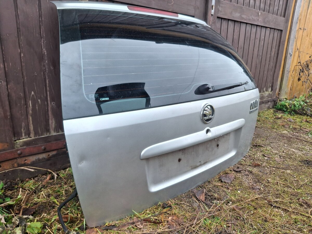 Kufrové dvere Škoda Octavia 1 combi - 3