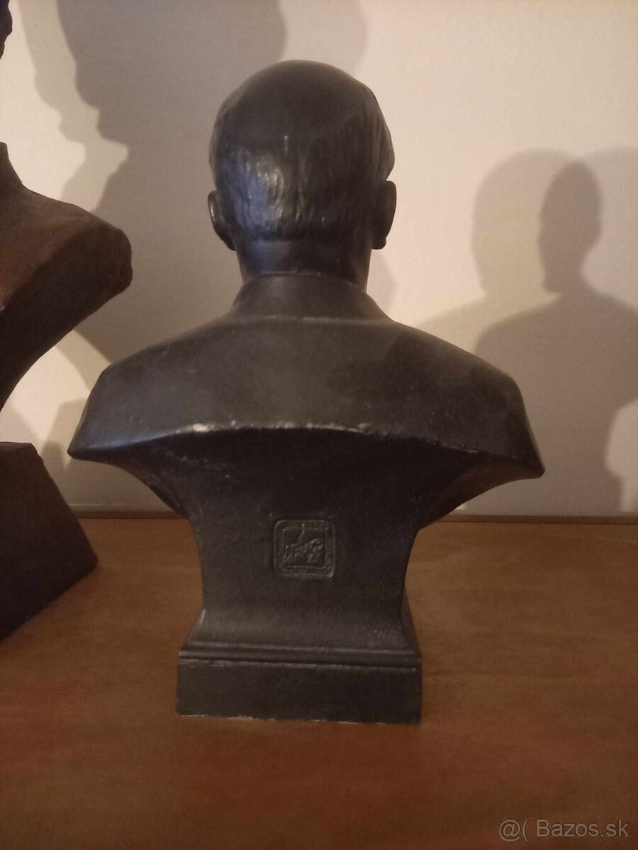 BUSTA - V. I. LENIN - 3