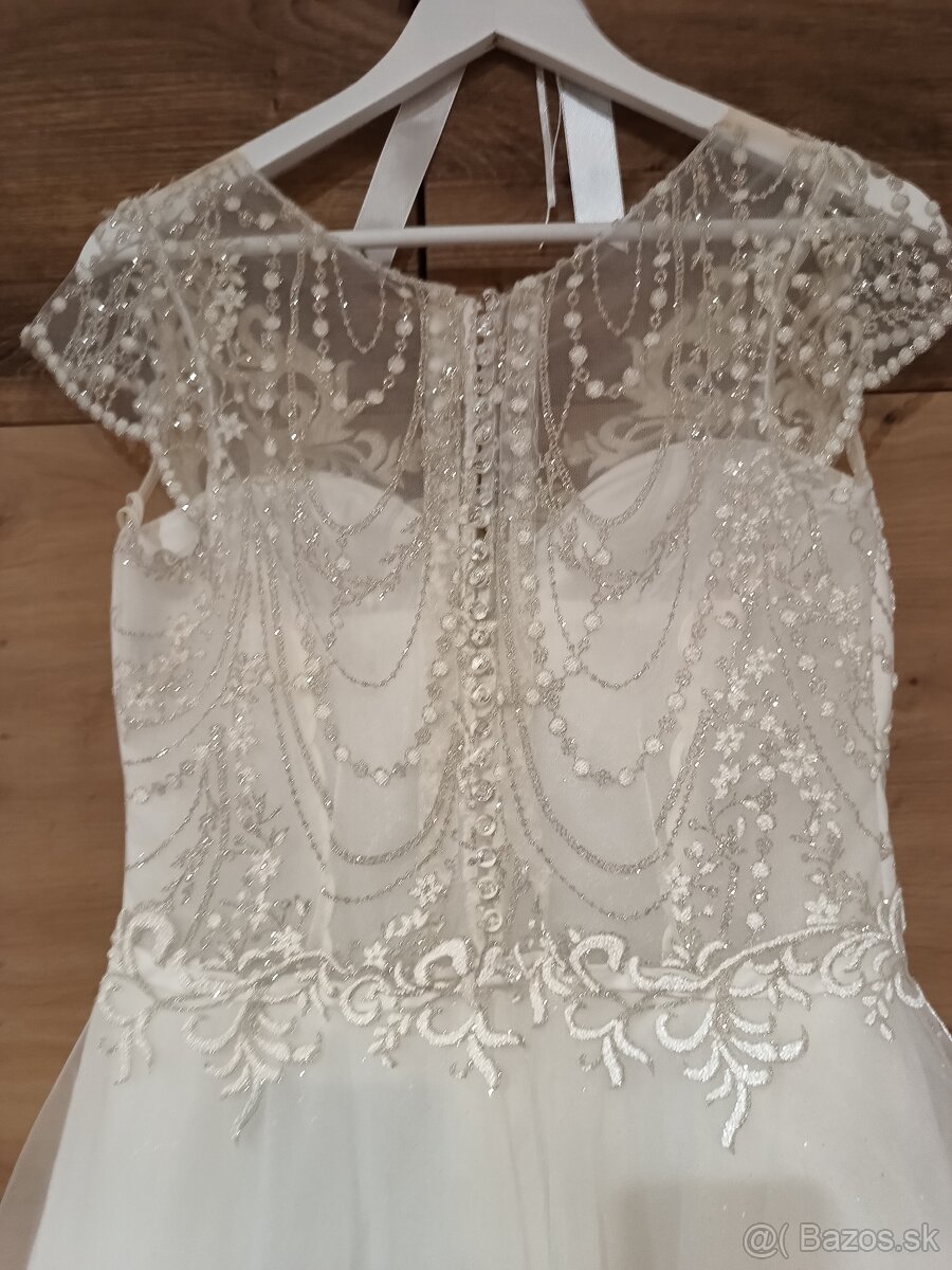 Svadobné šaty, závoj, lodičky - 3