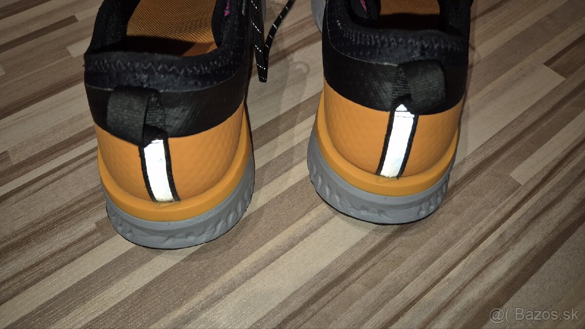 Bežecké topánky Nike WMNS ODYSSEY REACT 2 SHIELD - 3