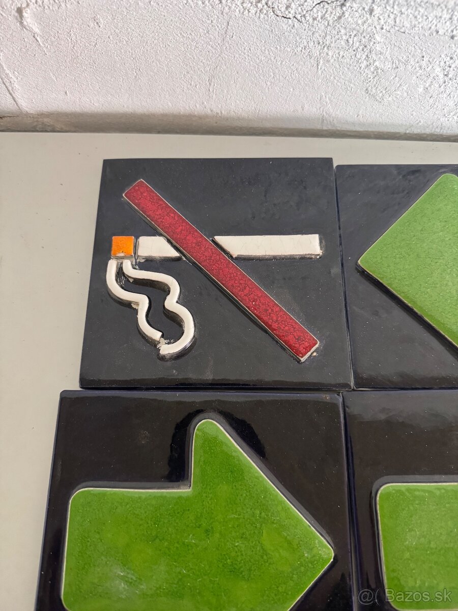 Keramické obklady zo symbolmi - 3