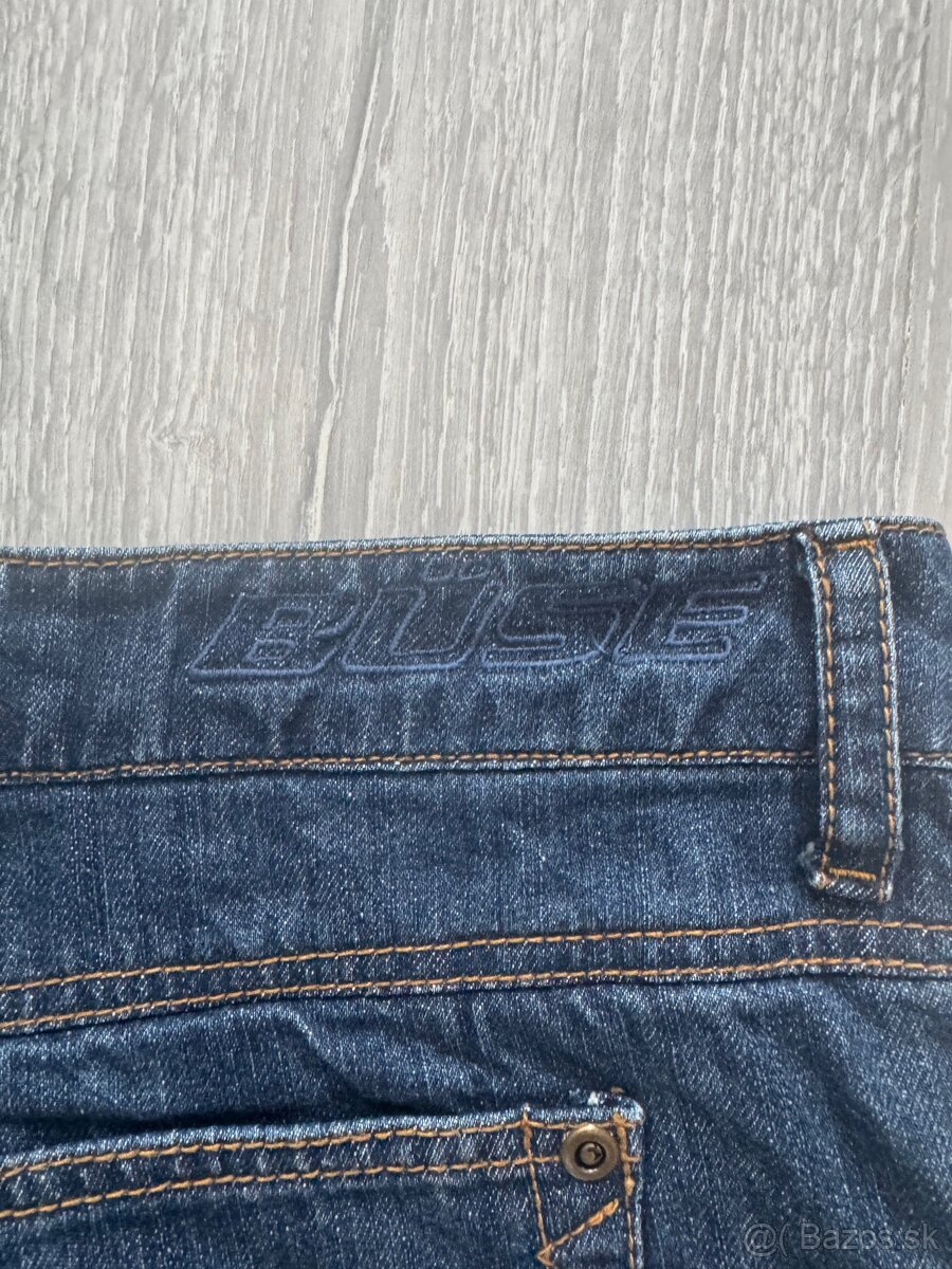 Kevlarove rifle s chranicmi - 3