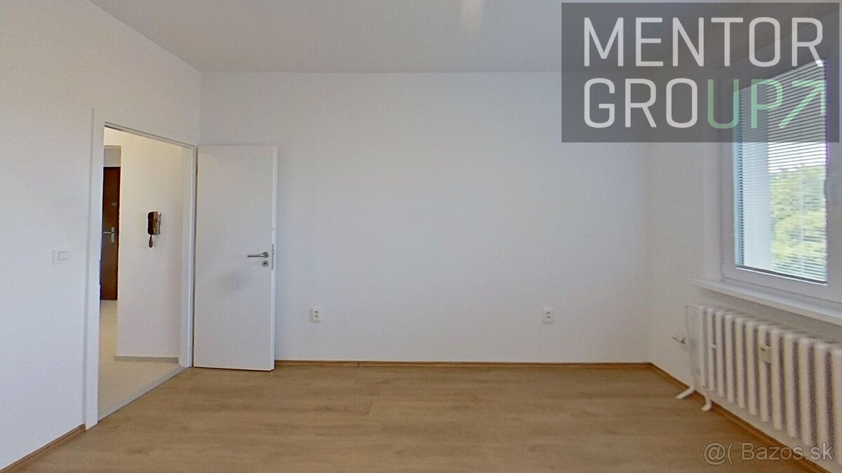 REZERVOVANÉ Na predaj: 3-izbový byt po kompletnej rekonštru - 3