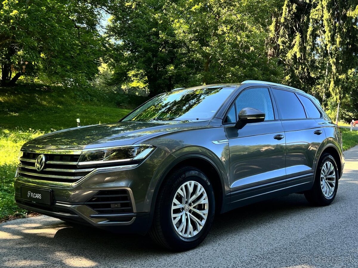 Volkswagen Touareg 3.0 TDI - 3