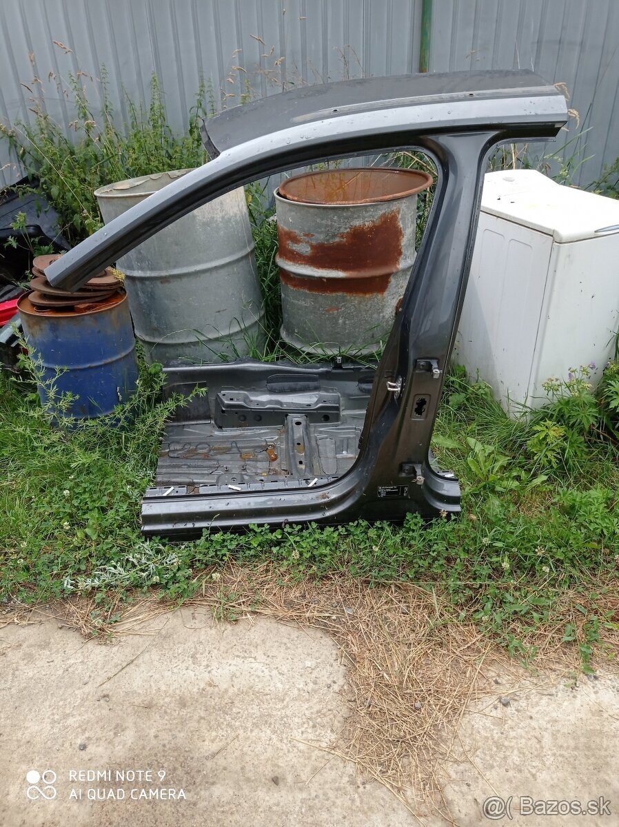 Pravá predná štvrtka Passat b8 nápravnica - 3