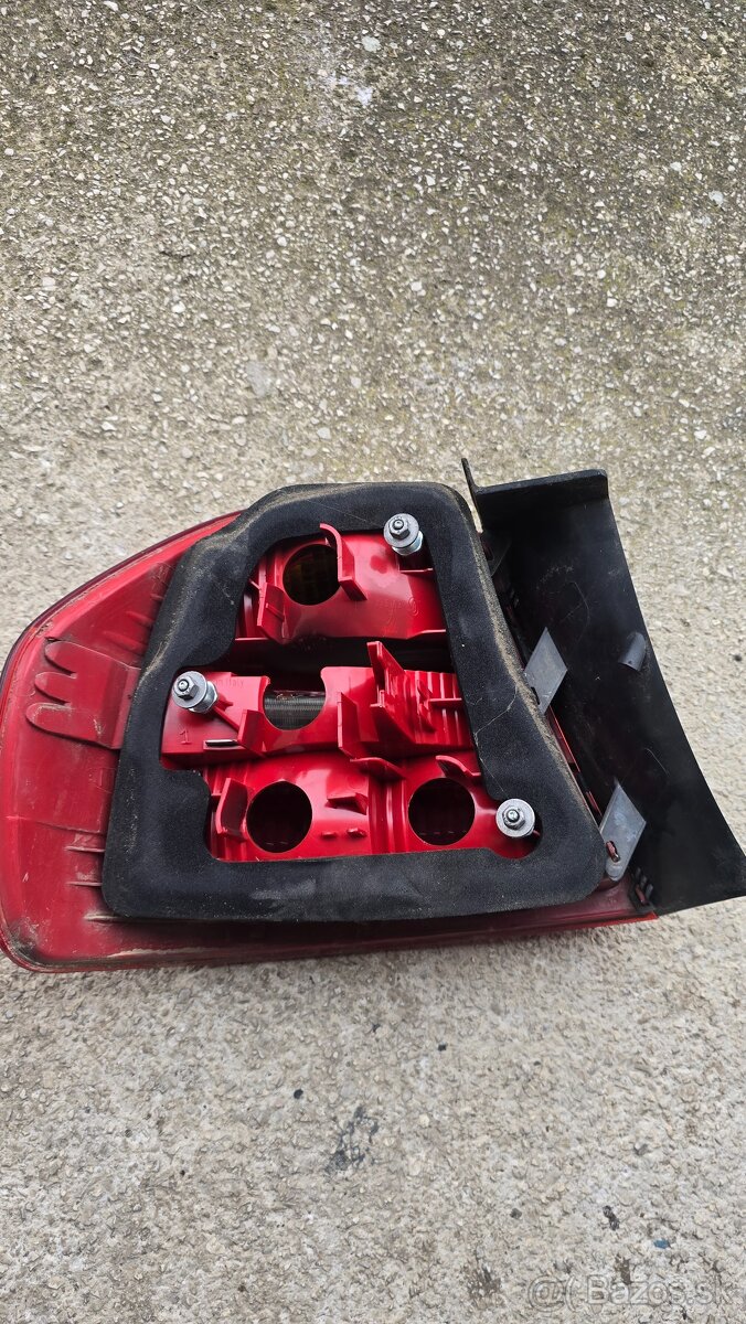 Bmw e90 zadne svetla - 3