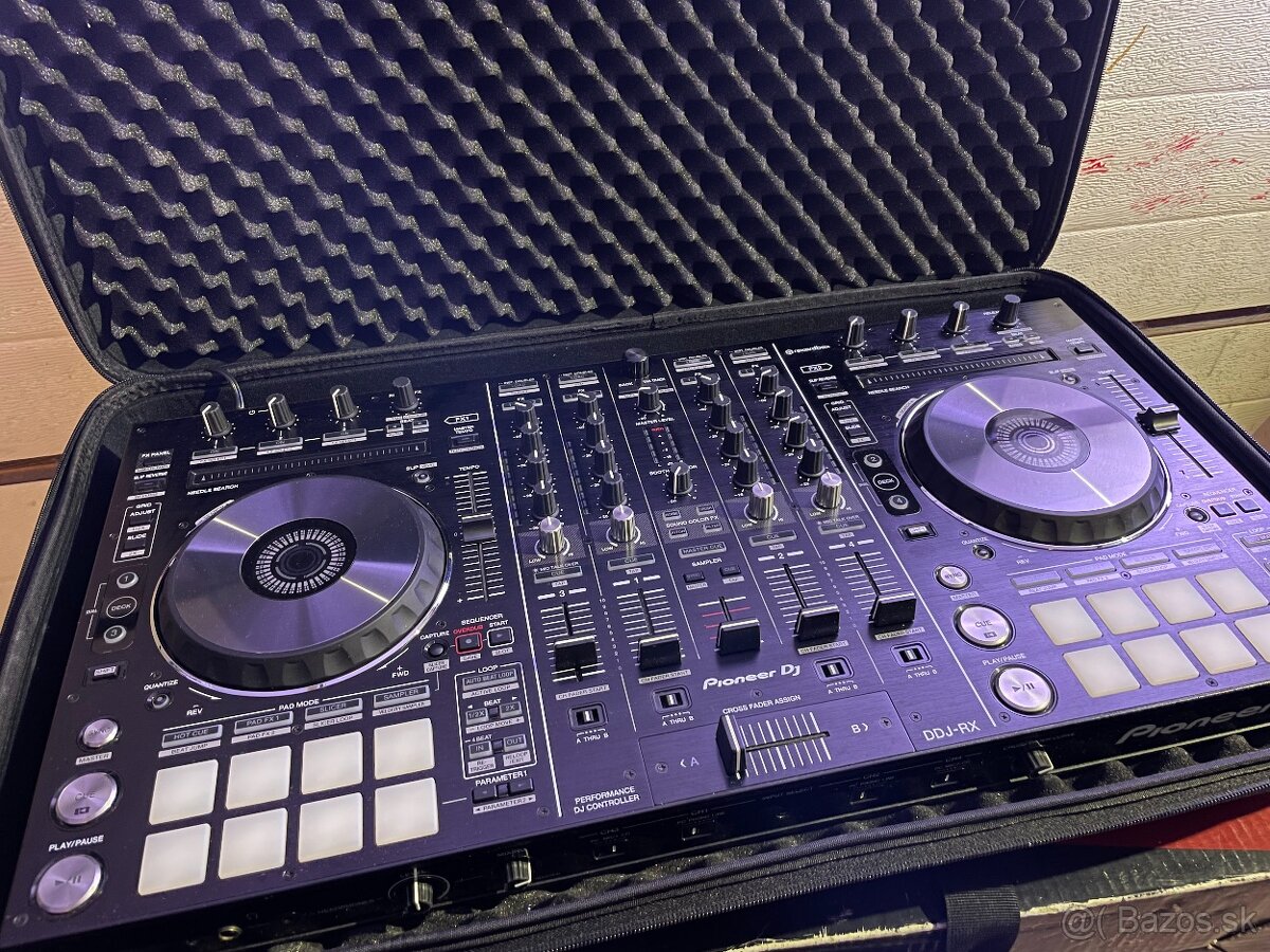 Pioneer DJ DDJ-RX + UDG hardcase - 3