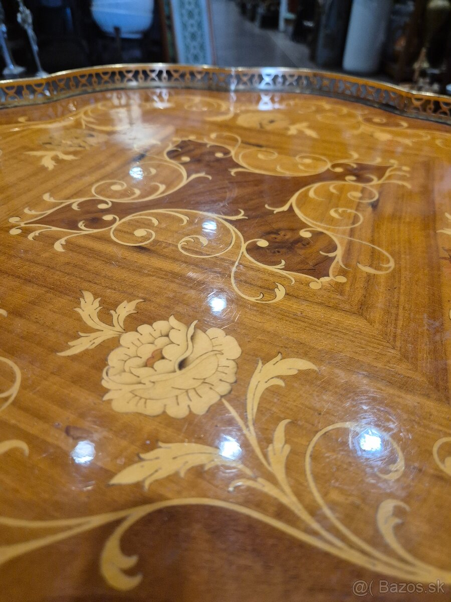 servírovací stolík - 3