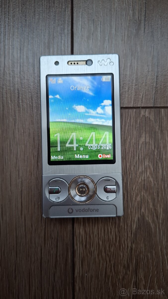 Sony Ericsson W715 Walkman - 3