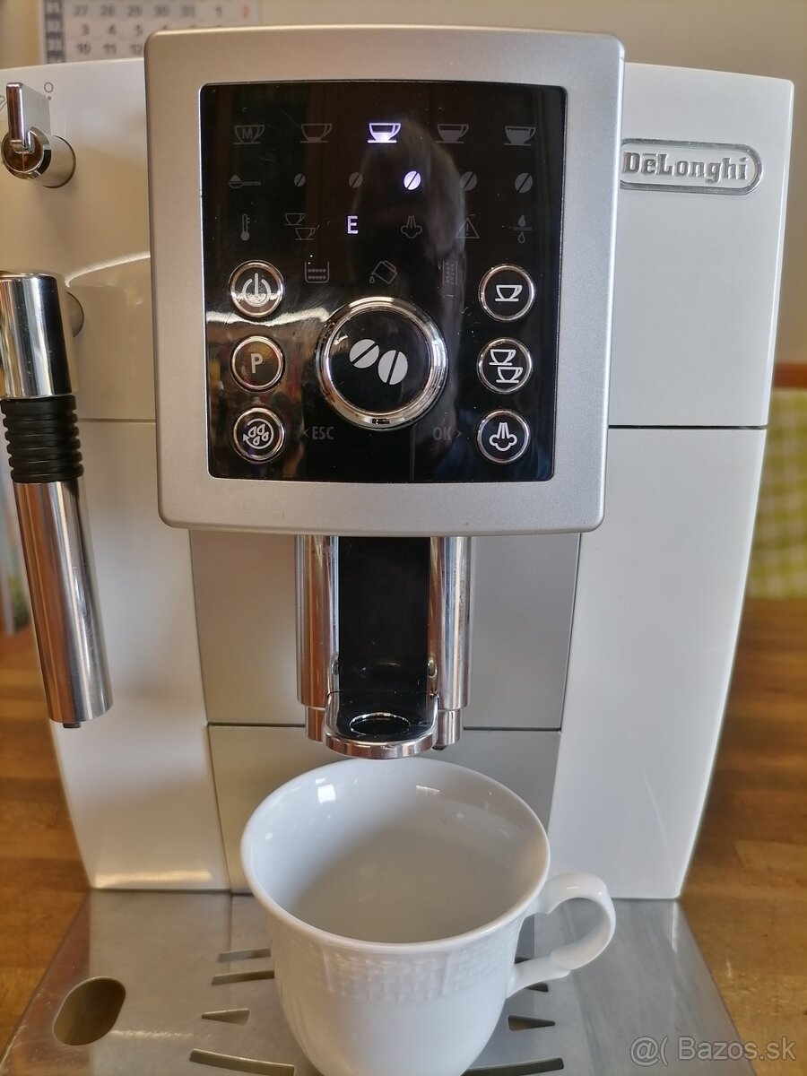 Automatický kávovar DeLonghi ECAM 23.210. - 3