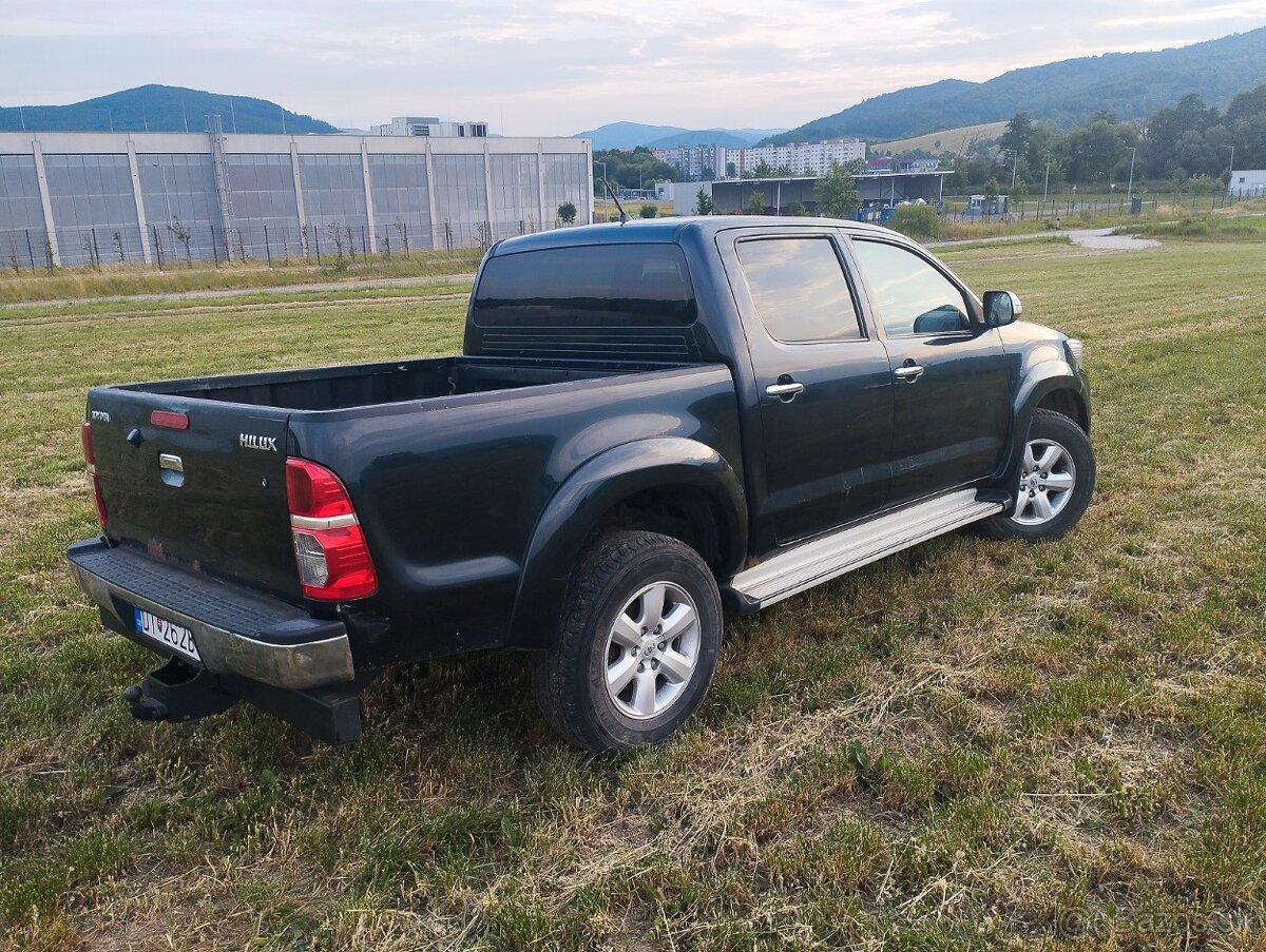 Toyota Hilux 2.5D-4D 4x4,106kw,Odpočet DPH