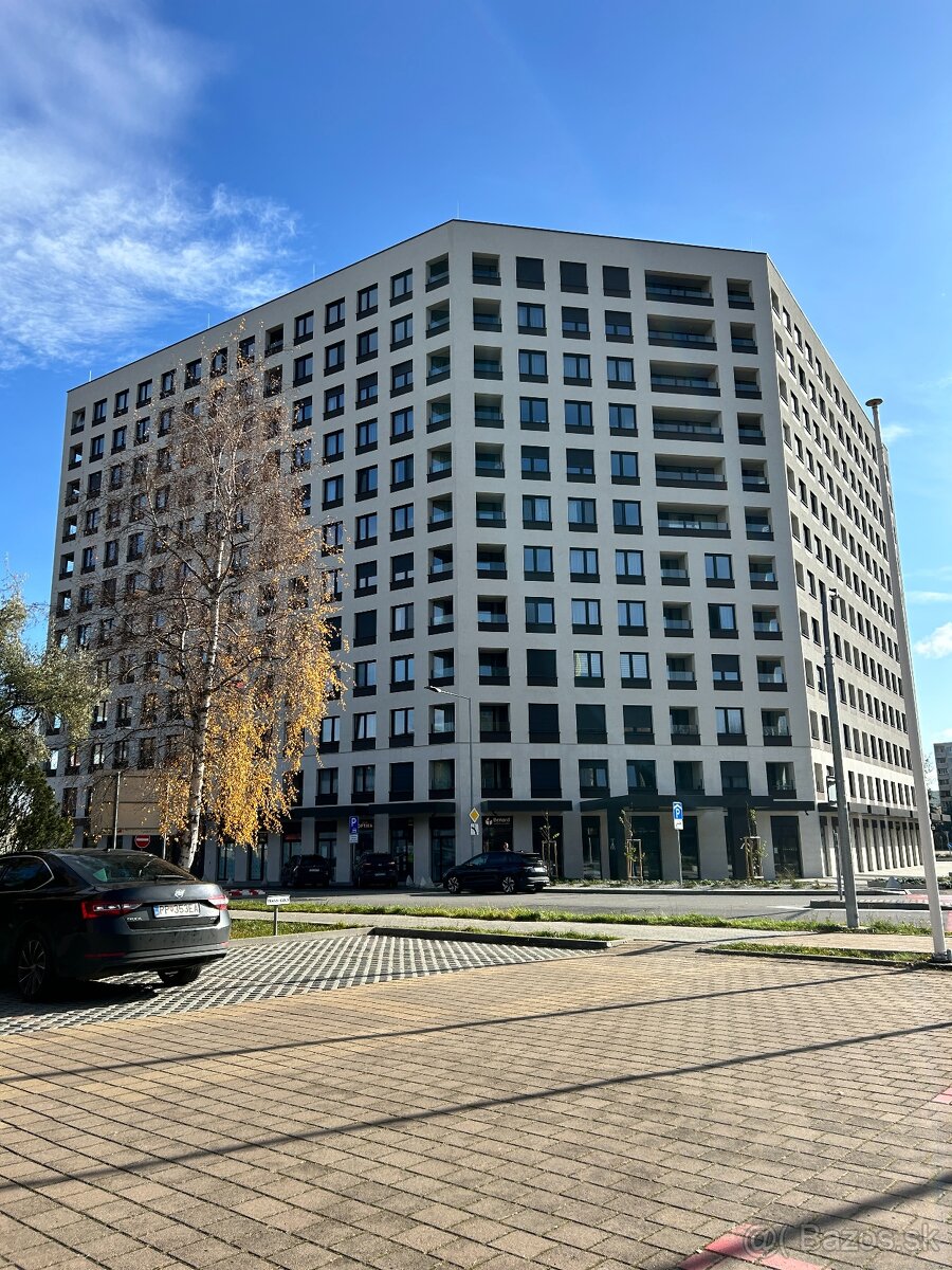 PRENÁJOM garáž Poprad, ul. Karpatská - 3